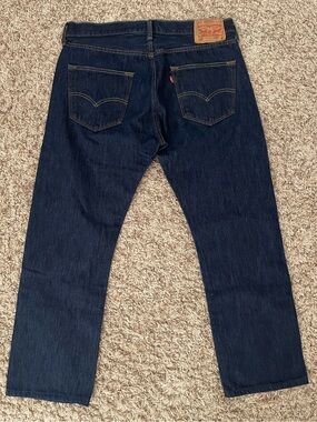 Vintage Levi's Men's Dark Blue 501 Jeans (Egypt)